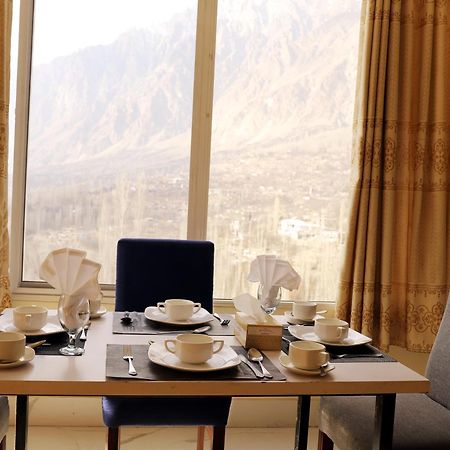 Hilltop Hotel, Hunza Karimabad  Exterior foto